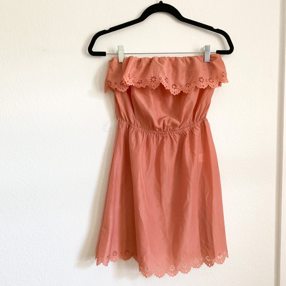 Peach strapless blouse